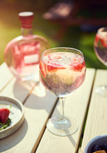 Load image into Gallery viewer, Fresha Strawberry Gin
