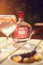 Load image into Gallery viewer, Fresha Strawberry Gin
